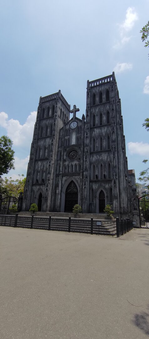 June 2023, Hanoi Vietnam - P_20230607_122611.jpg